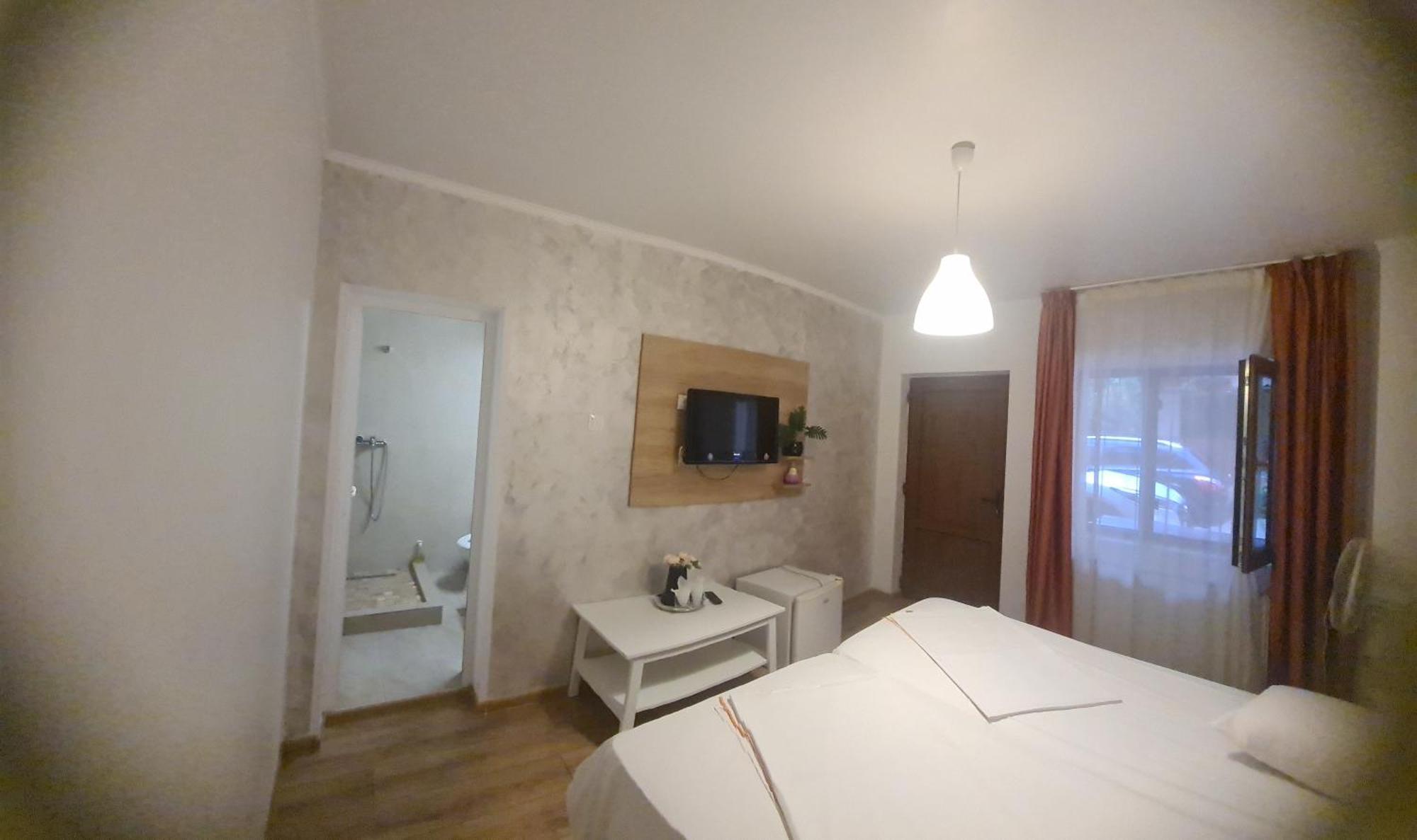 Guesthouse Magic Байле Херкулане Екстериор снимка