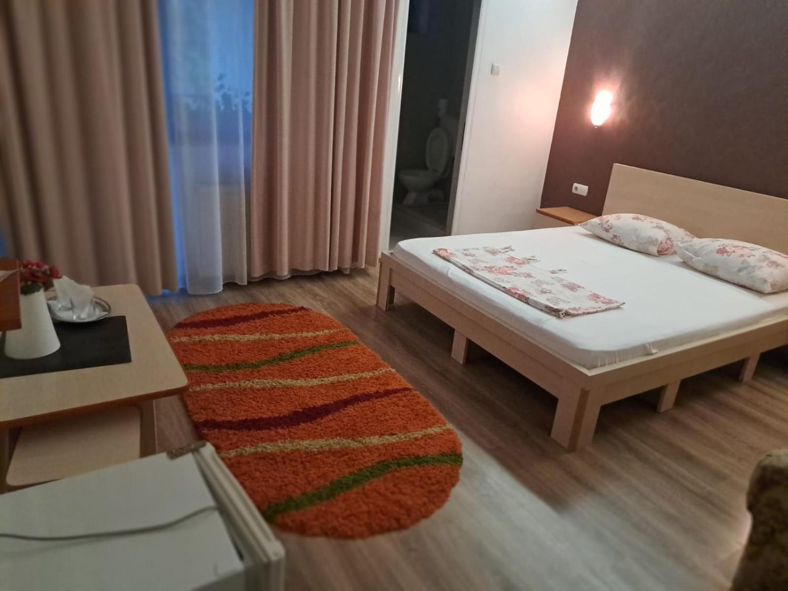 Guesthouse Magic Байле Херкулане Екстериор снимка