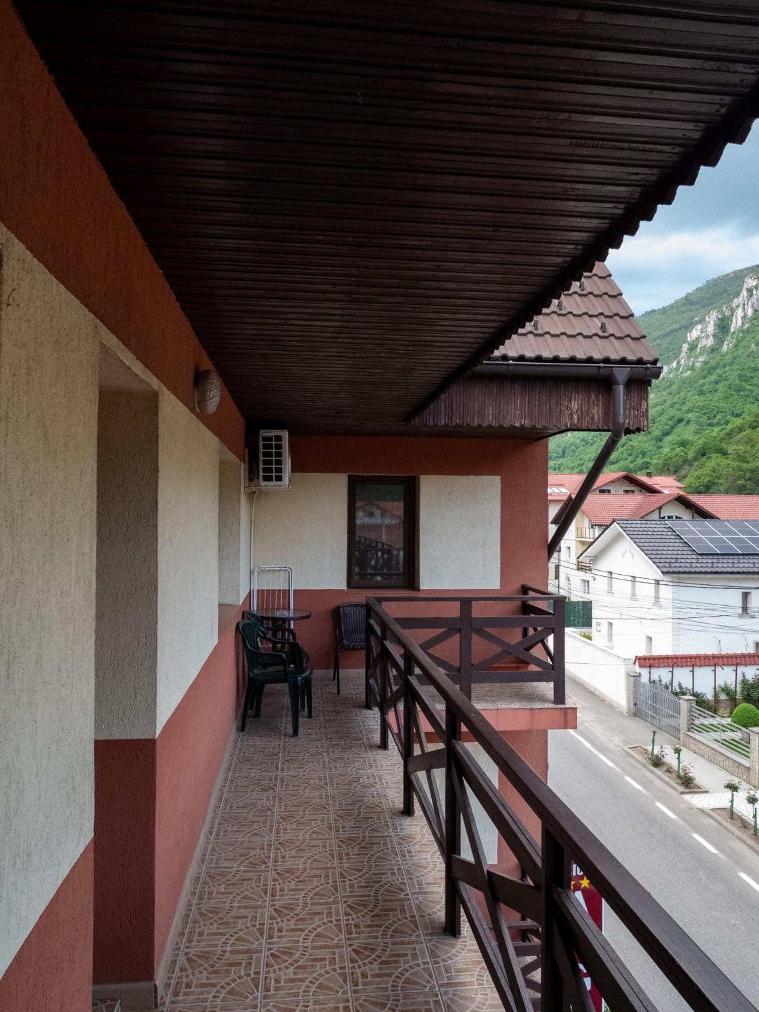 Guesthouse Magic Байле Херкулане Екстериор снимка