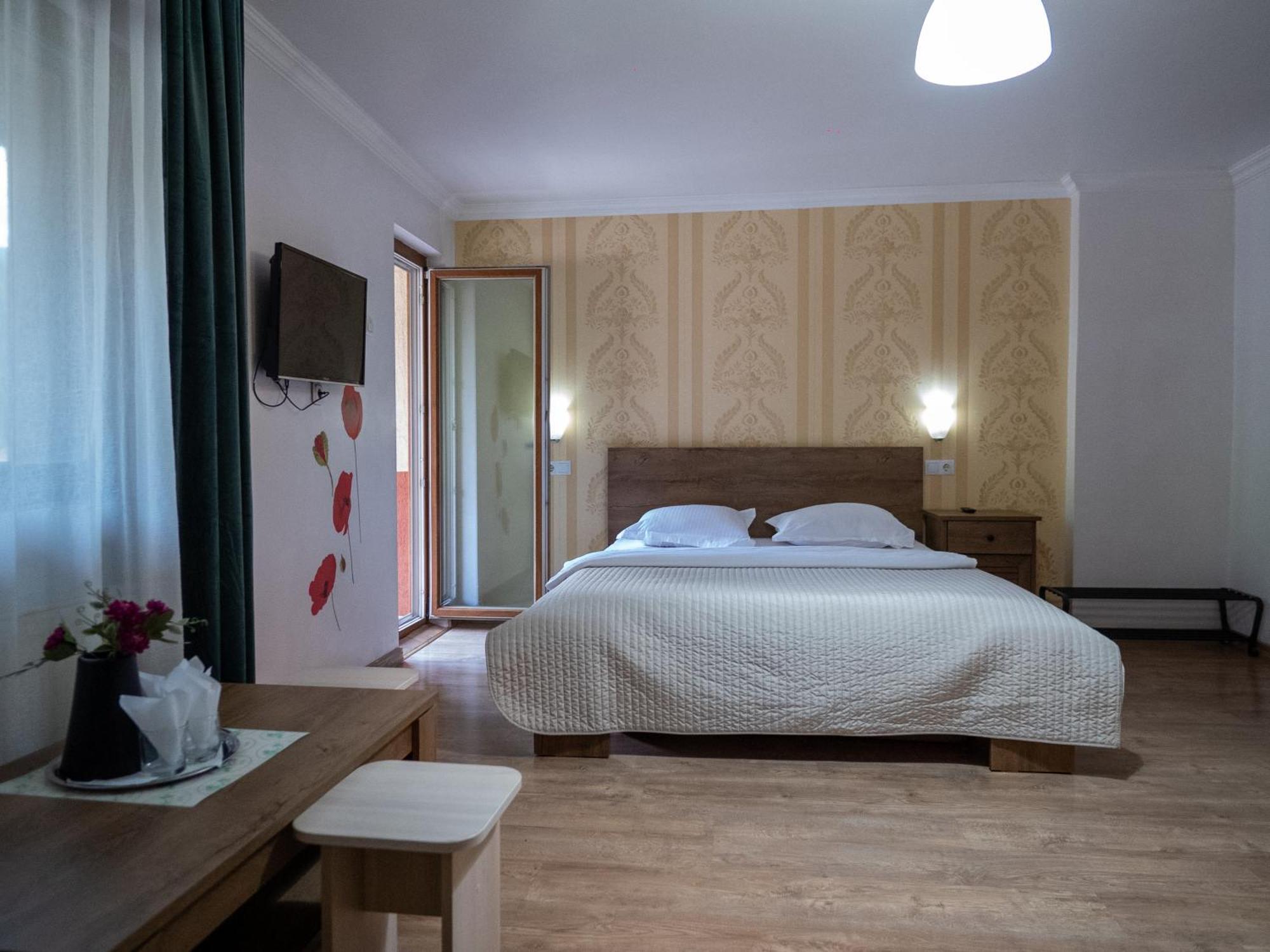 Guesthouse Magic Байле Херкулане Екстериор снимка